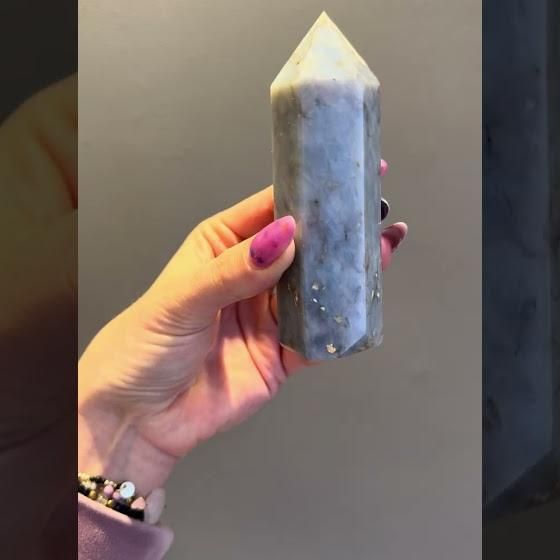 OBELISK OPAL NIEBIESKI